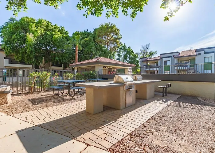 Apartamento Modern, Comfy Near Asu & Phx Airport *